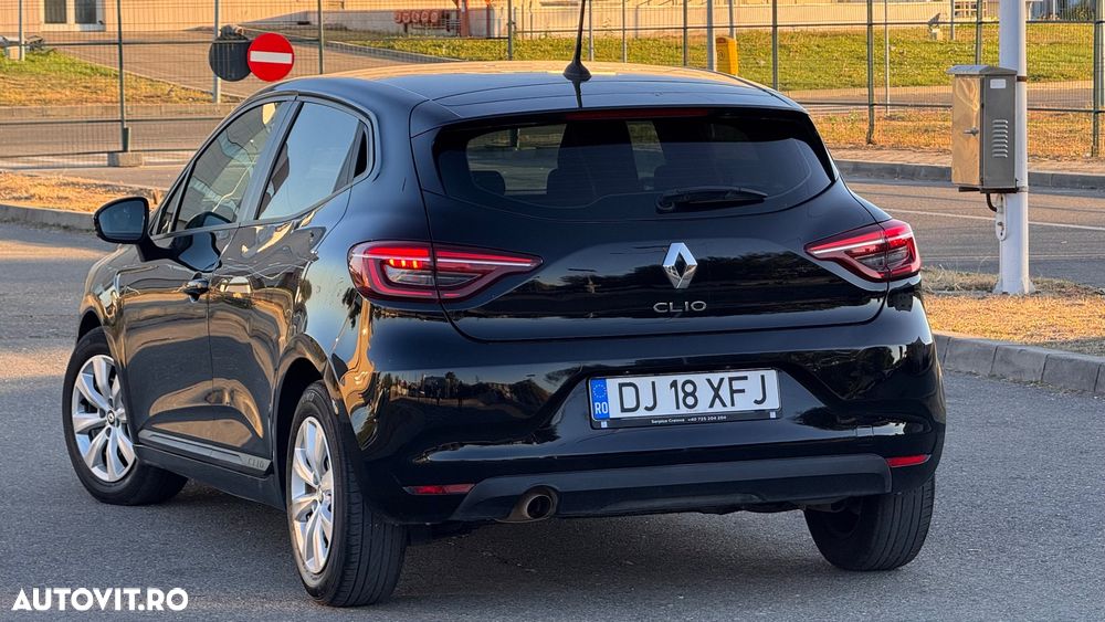 Renault Clio - 5