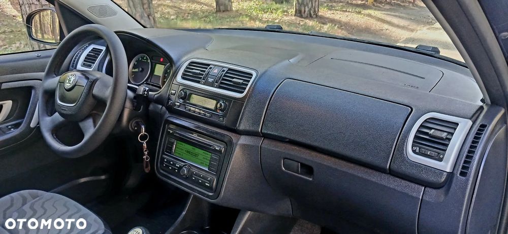Skoda Roomster 1.4 MPI Comfort PLUS EDITION - 14
