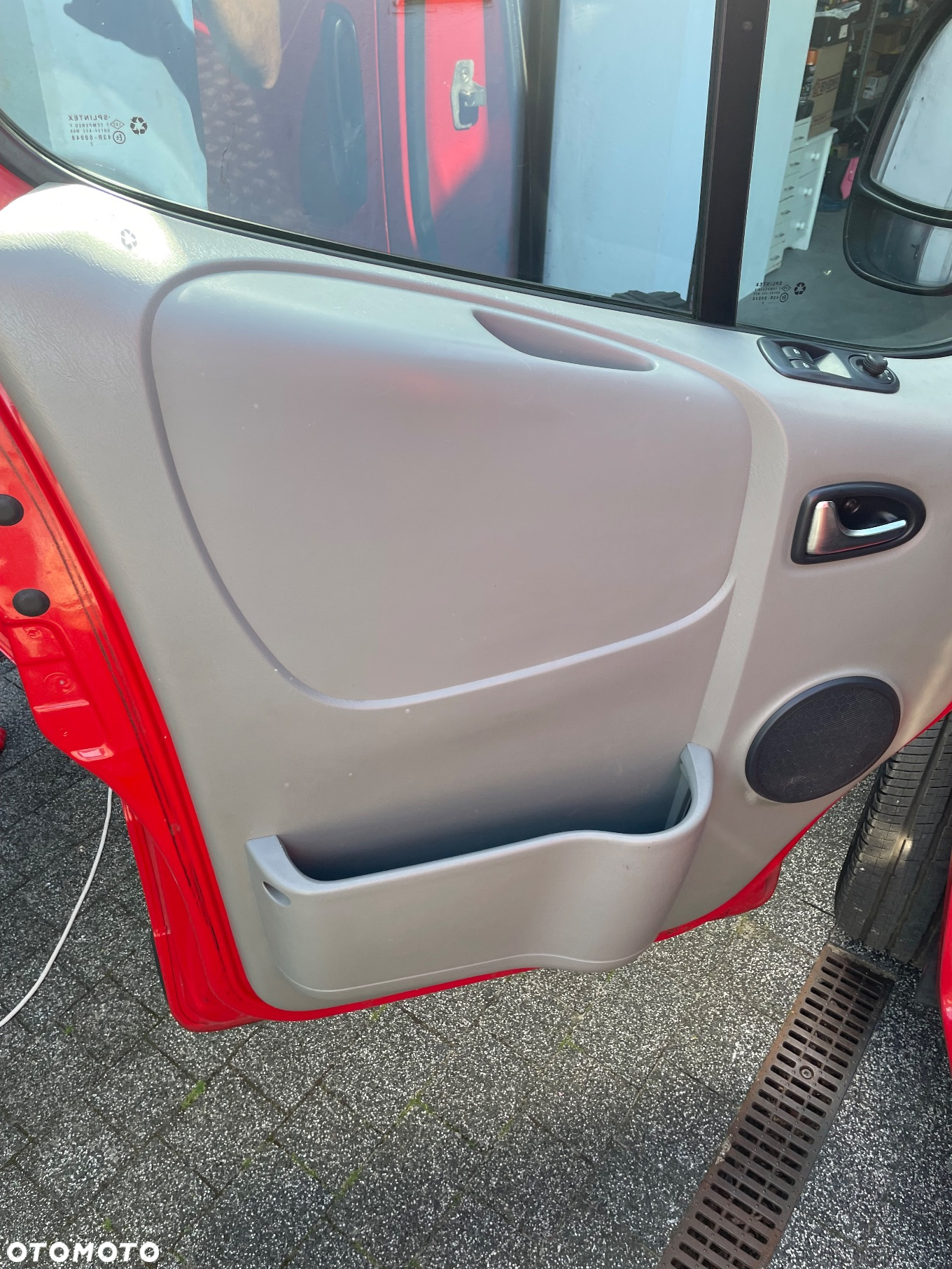 Opel Vivaro - 32