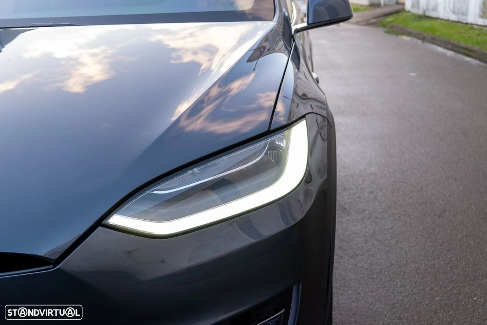 Tesla Model X Ludicrous Performance - 7