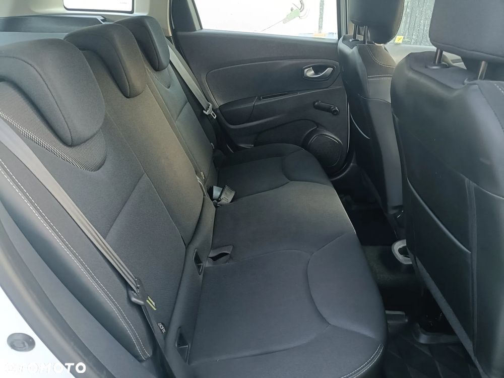 Renault Clio - 12