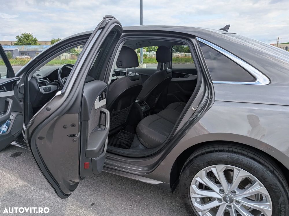 Audi A4 Limuzina 40 TDI quattro S tronic Advanced - 12