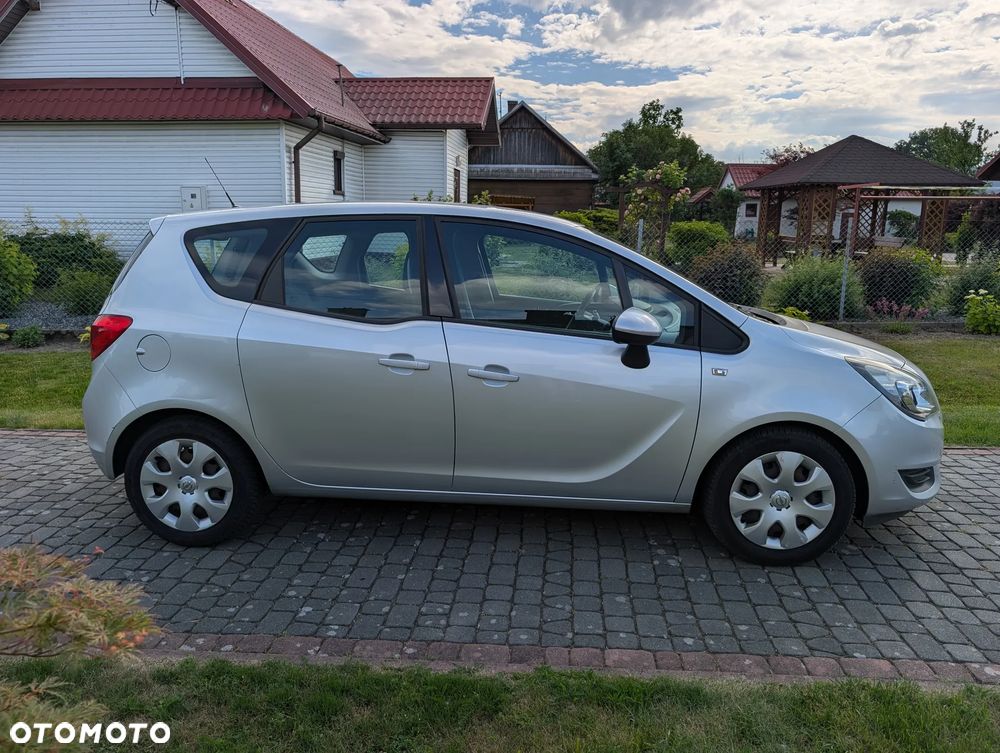 Opel Meriva 1.6 CDTI Essentia S&S - 4