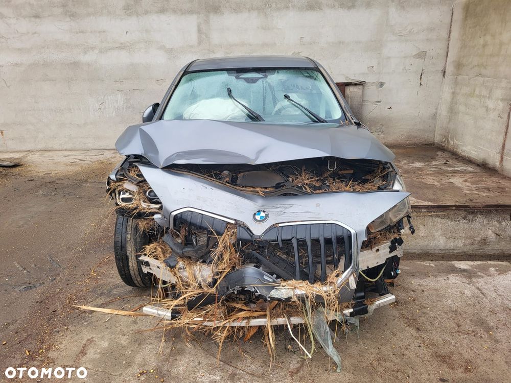 BMW Seria 2 218d Advantage - 4