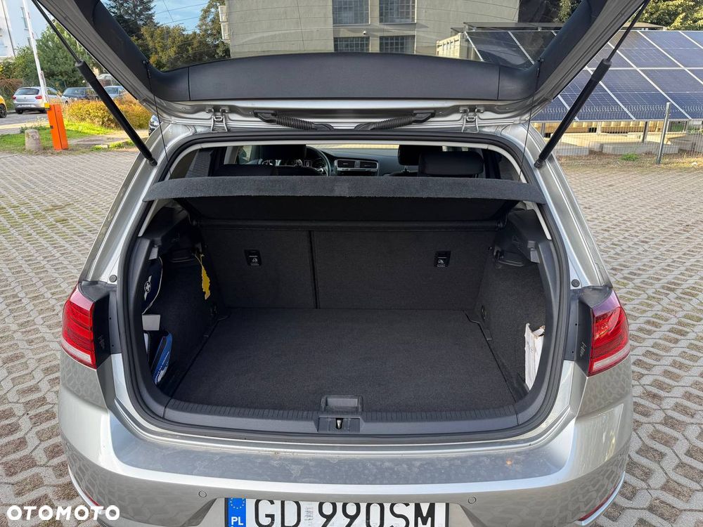 Volkswagen Golf 1.0 TSI Trendline DSG - 13