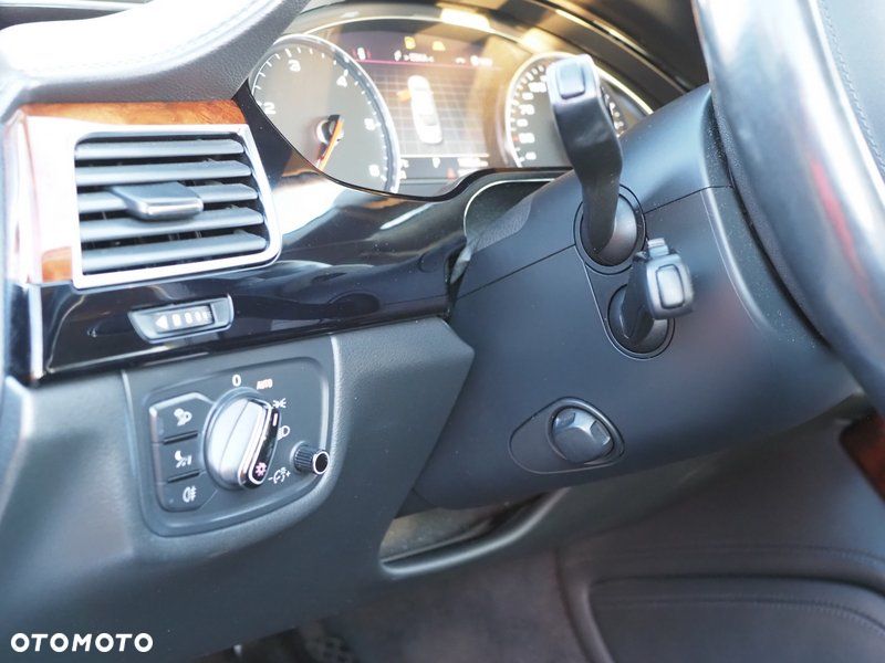Audi A8 4.2 TDI Quattro - 14