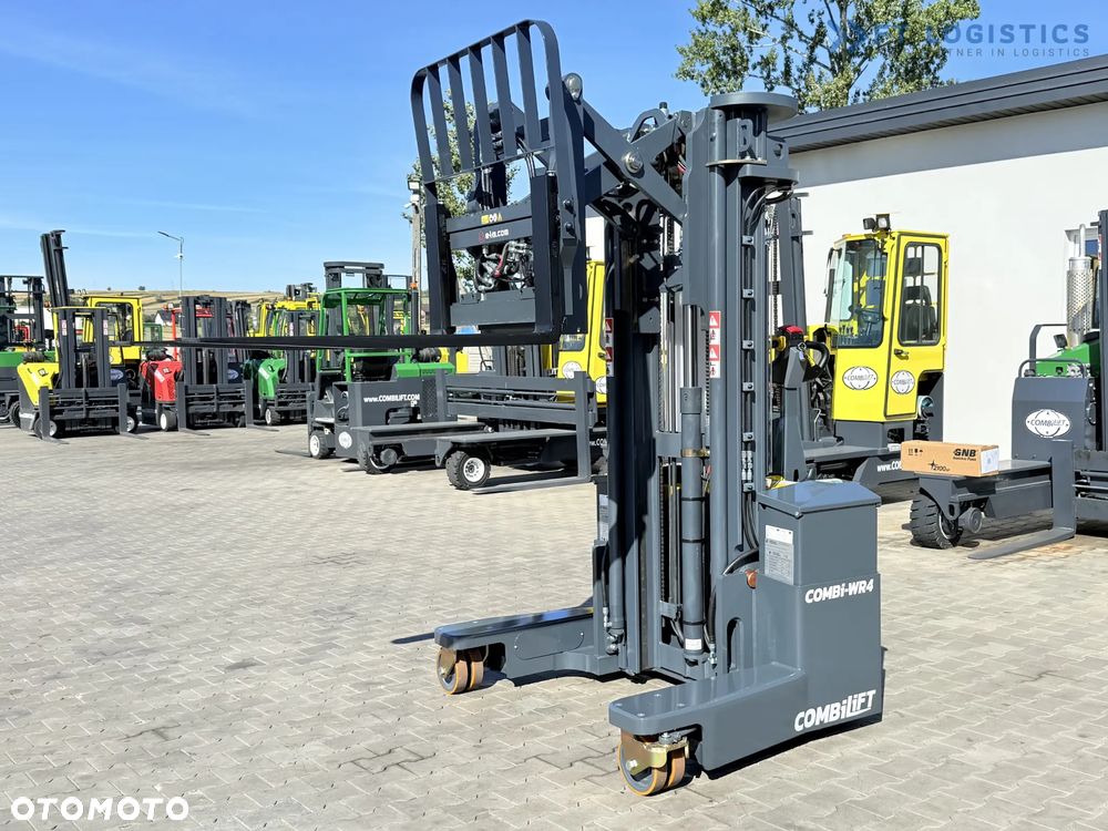 Combilift WÓZEK CZTEROKIERUNKOWY - WIELOKIERUNKOWY 2000KG / WR-4  / ELEKTRYCZNY / TRIPLEX 5500MM / GWARANCJA 2 LATA!!! / FABRYCZNIE NOWY! / POZYCJONER / Szeroka oferta wózków czterokierunkowych i bocznych, dopasowanych do różnorodnych potrzeb i zastosowań - 32