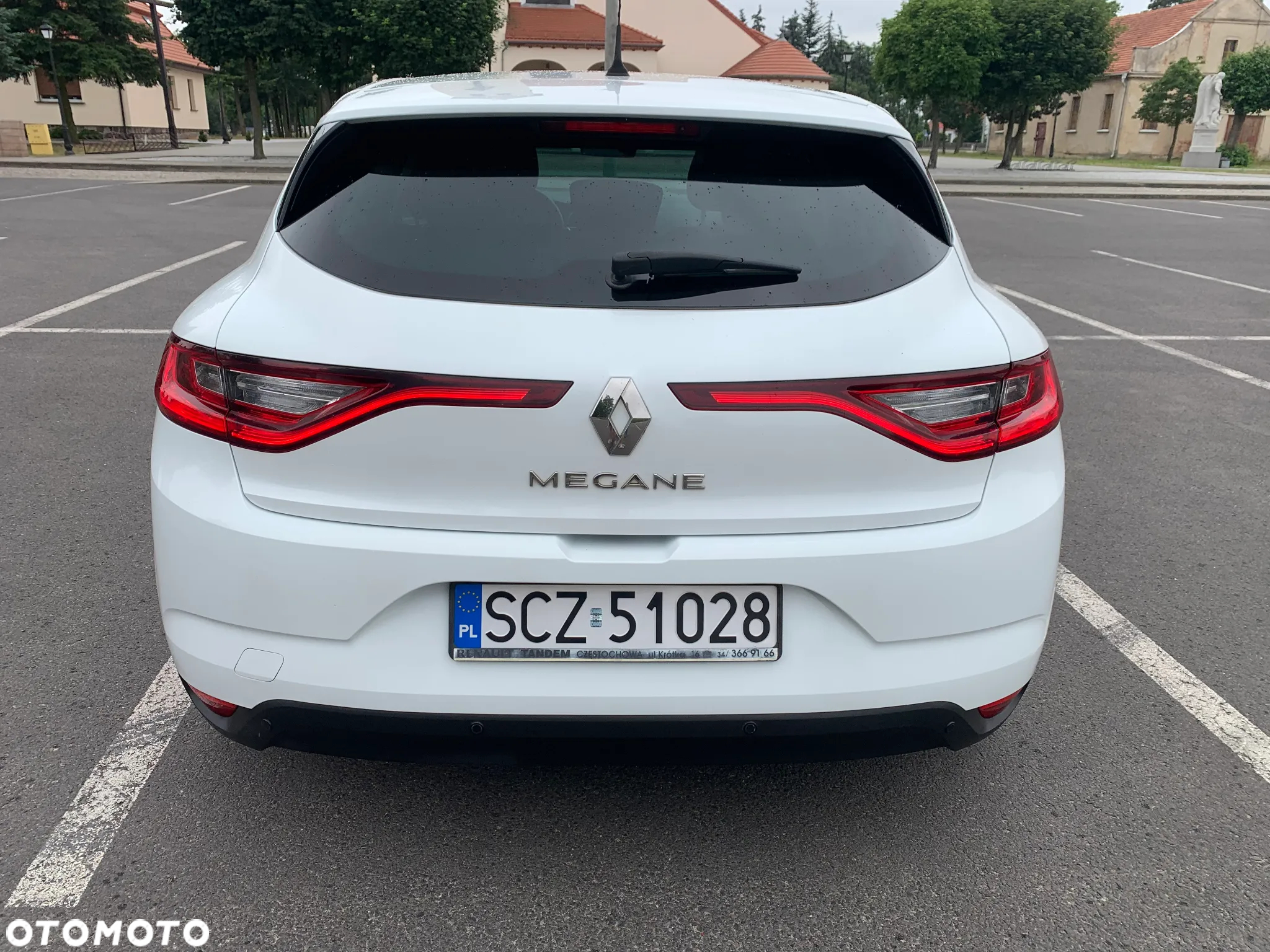 Renault Megane 1.2 Energy TCe Limited - 8