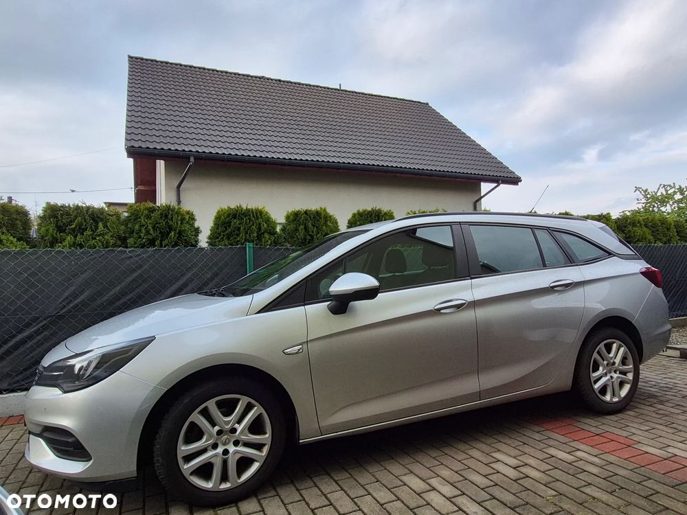Opel Astra - 2
