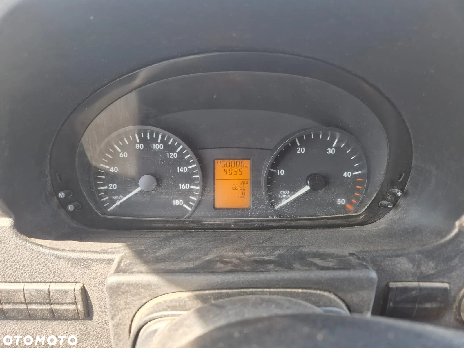 Mercedes-Benz Sprinter - 8