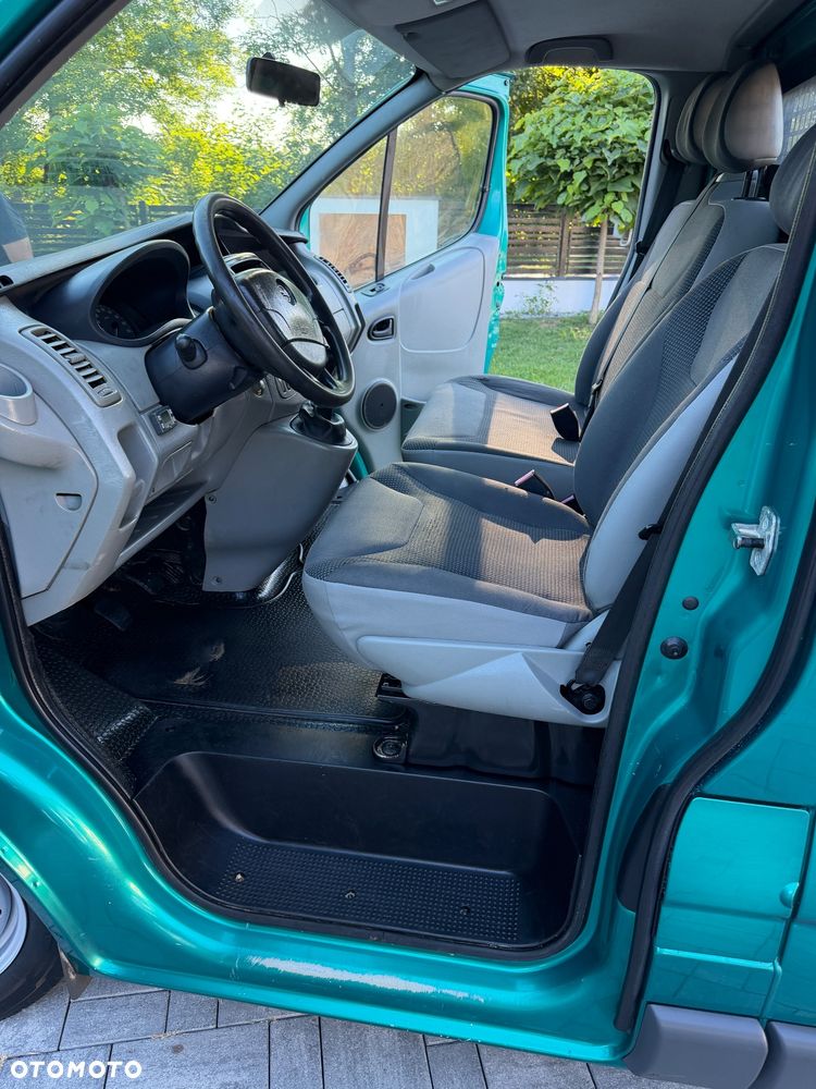 Opel Vivaro - 21
