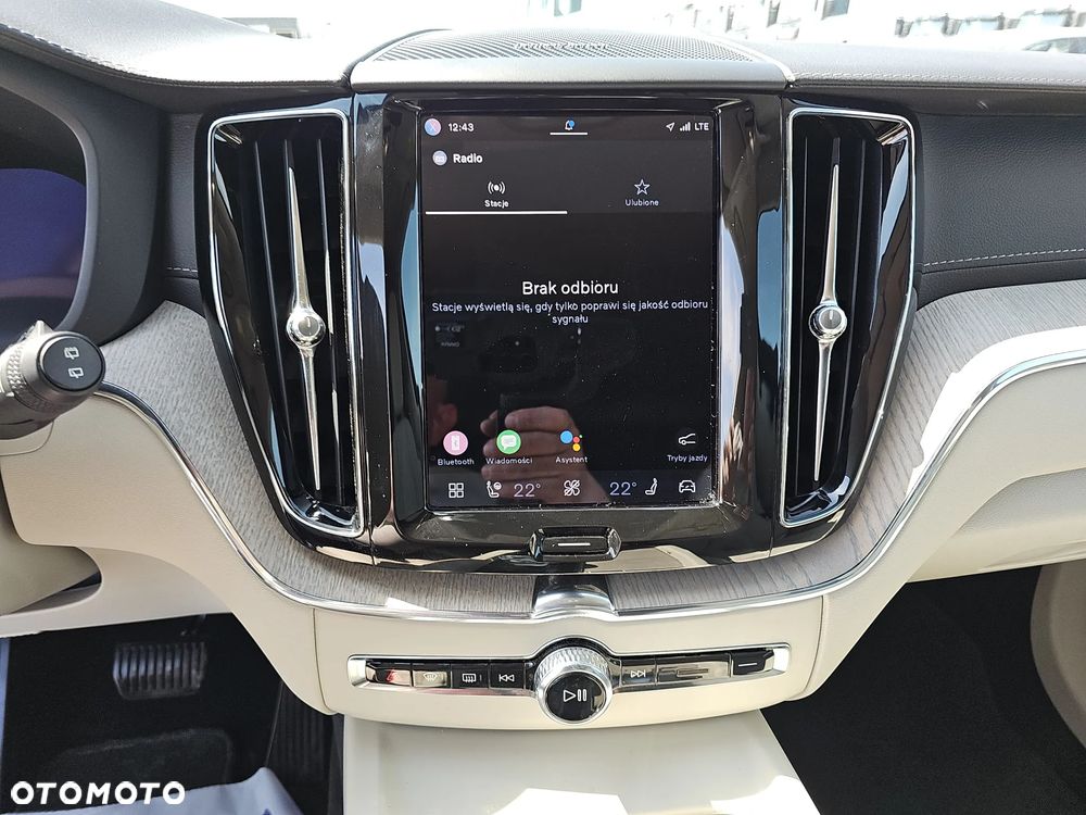 Volvo XC 60 B4 D Plus Bright - 14