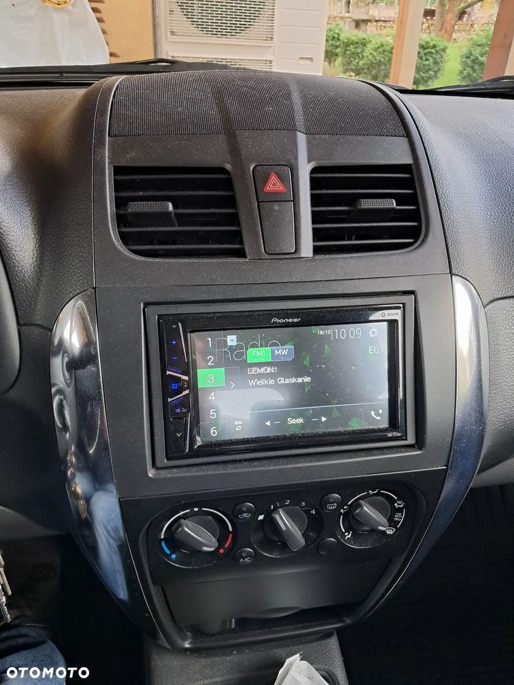 Suzuki SX4 1.6 Comfort 4WD - 6