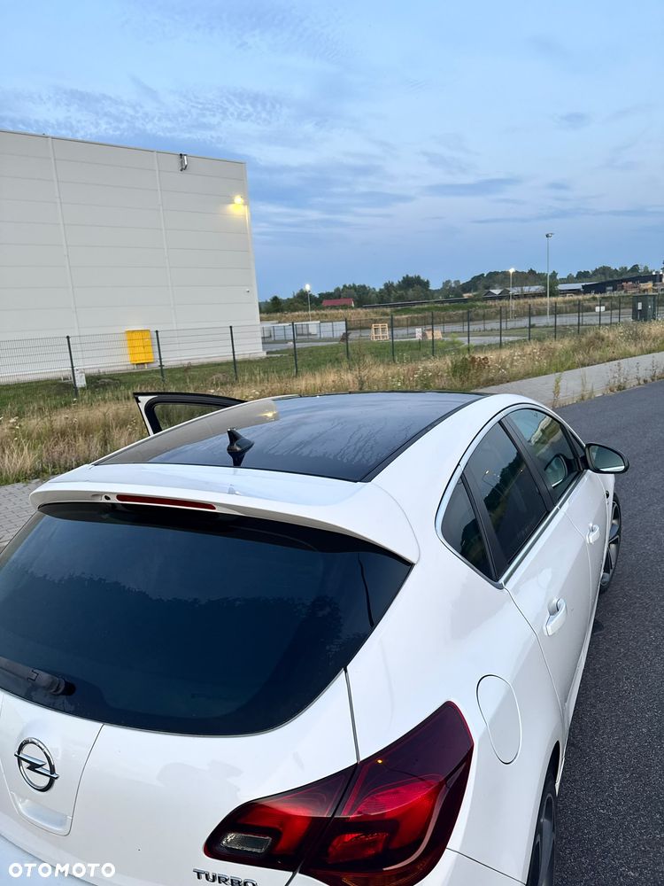 Opel Astra 1.6 T SIDI Cosmo S&S EU6 - 6