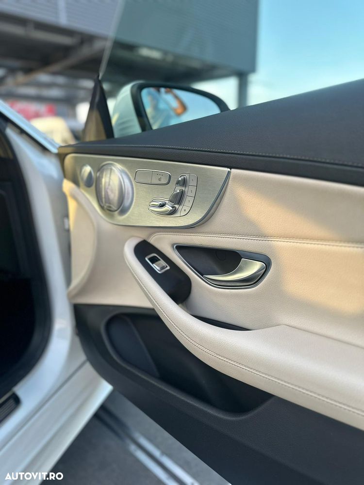 Mercedes-Benz C - 21