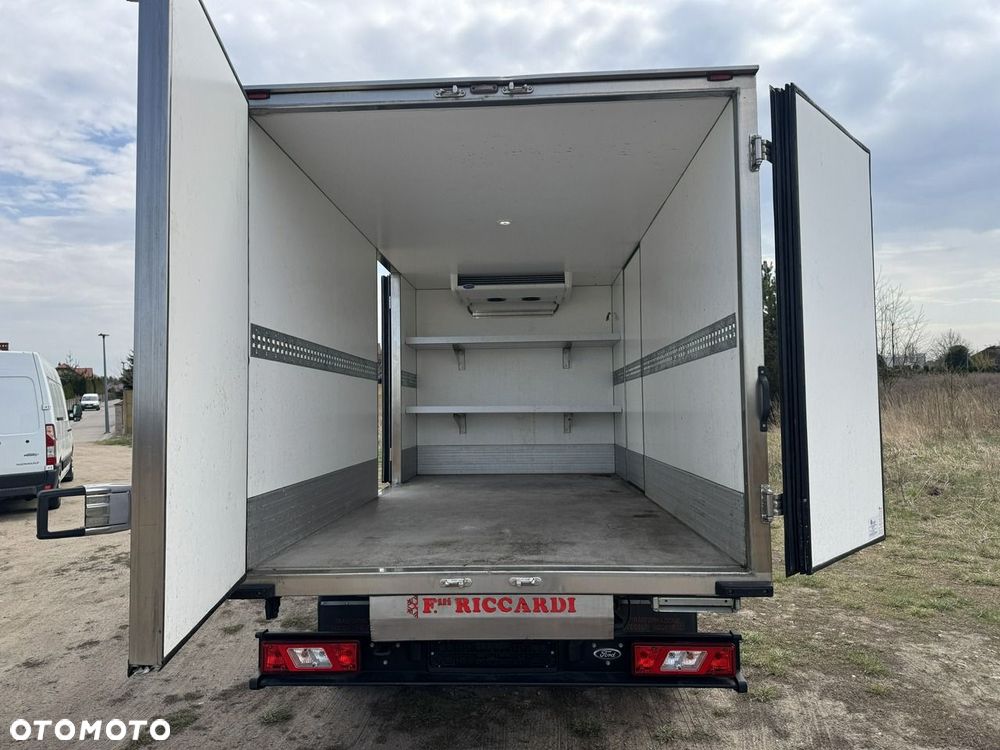 Ford Transit - 9