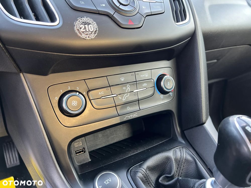 Ford Focus 1.5 TDCi Titanium - 20