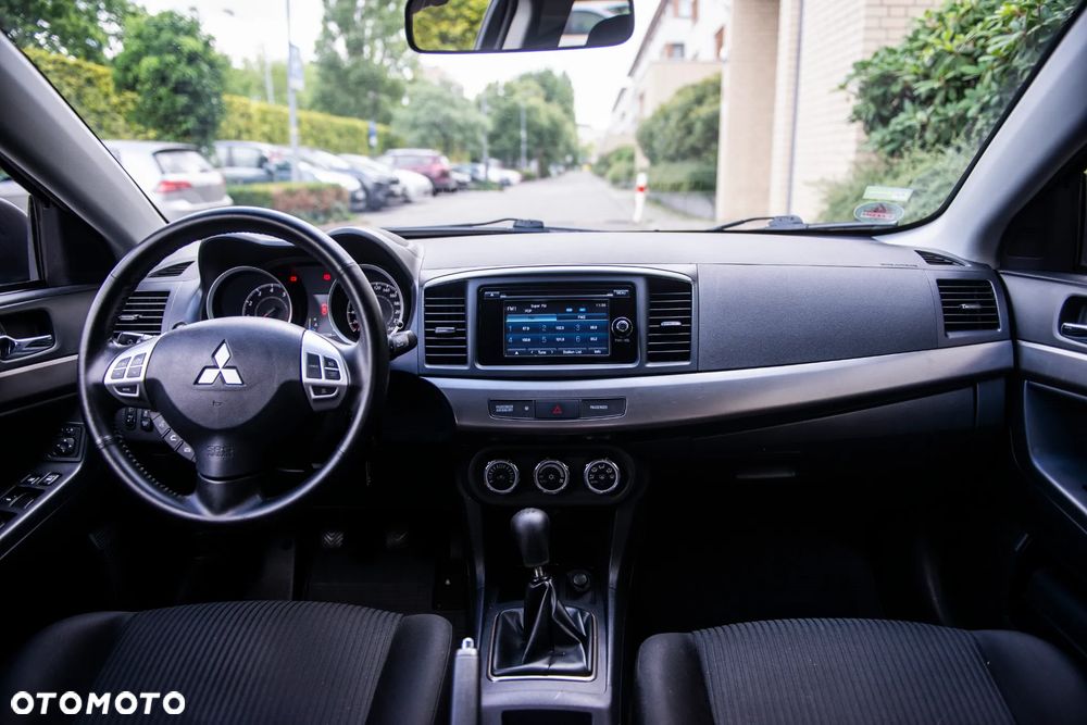 Mitsubishi Lancer 1.6 ClearTec Invite - 27