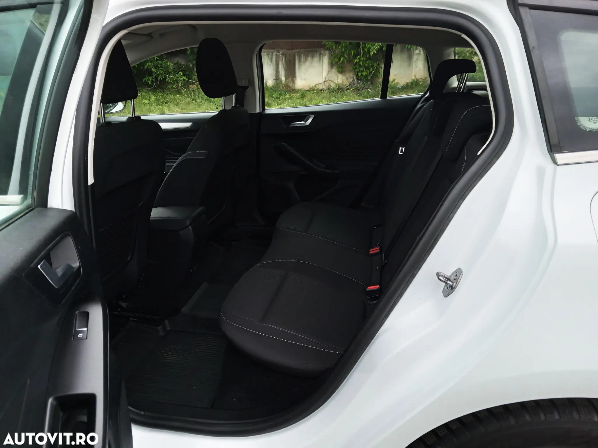 Ford Focus 1.5 EcoBlue Trend - 8