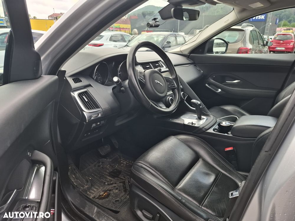 Jaguar E-Pace - 8