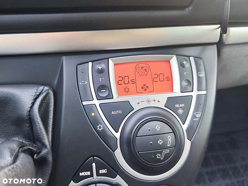 Peugeot 807 2.0 HDi Trendy - 15