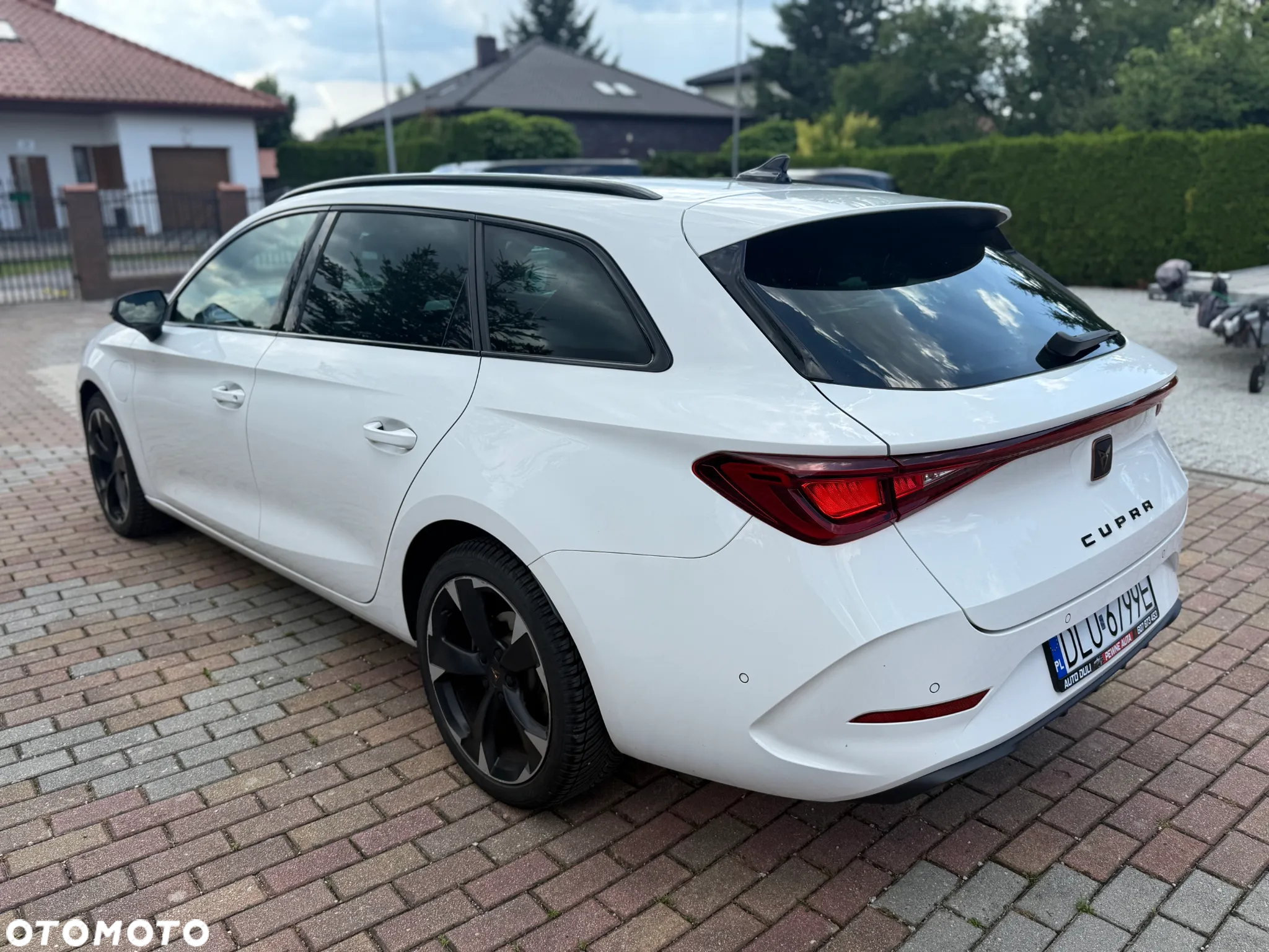 Cupra Leon 1.5 e-Hybrid PHEV DSG - 2