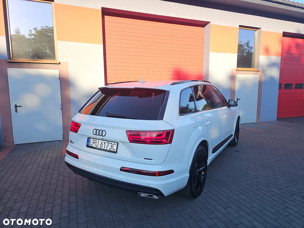 Audi Q7 - 17