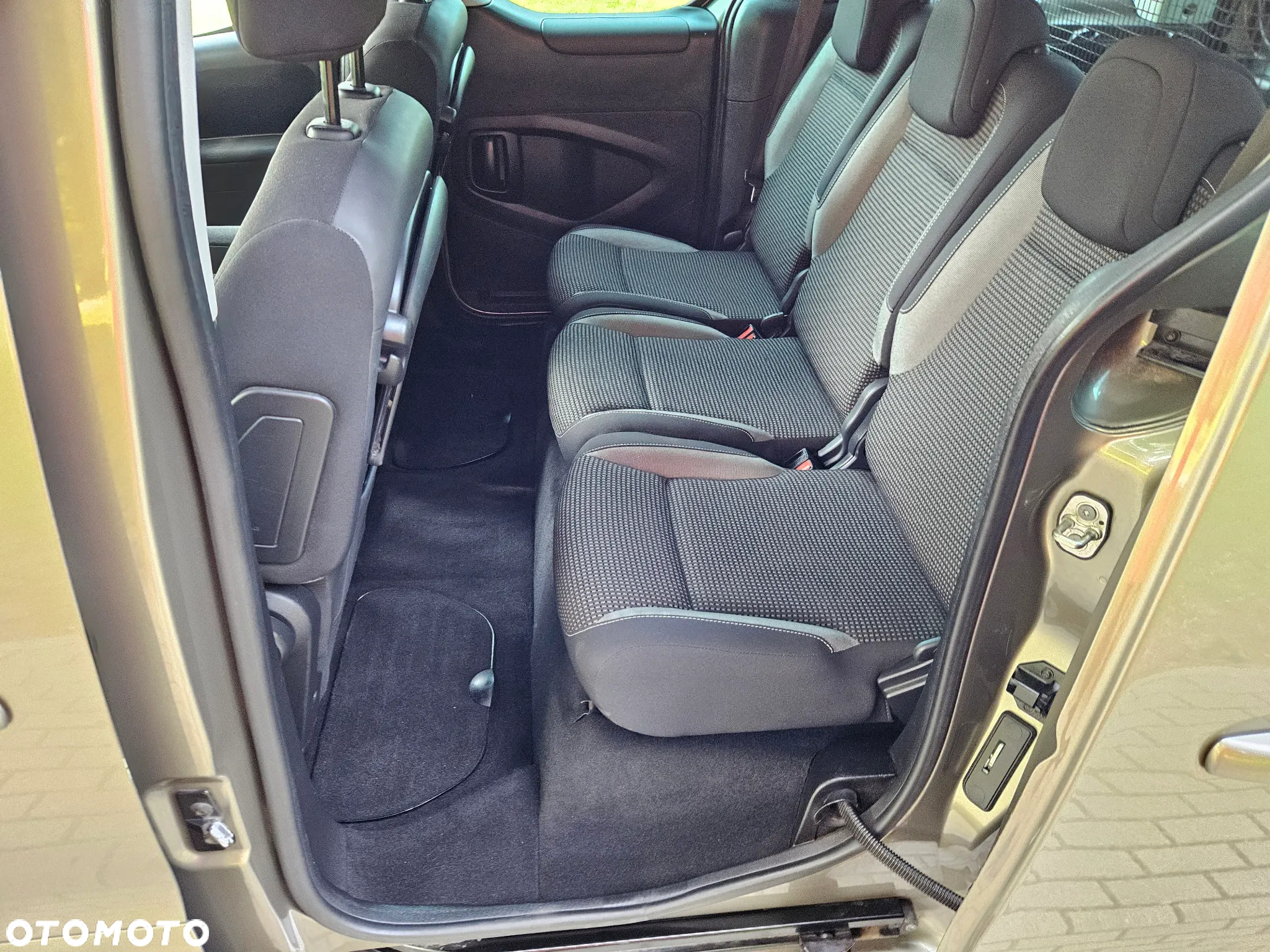 Peugeot Partner 1.2 PureTech L2 S&S Pro (bryg.) - 10