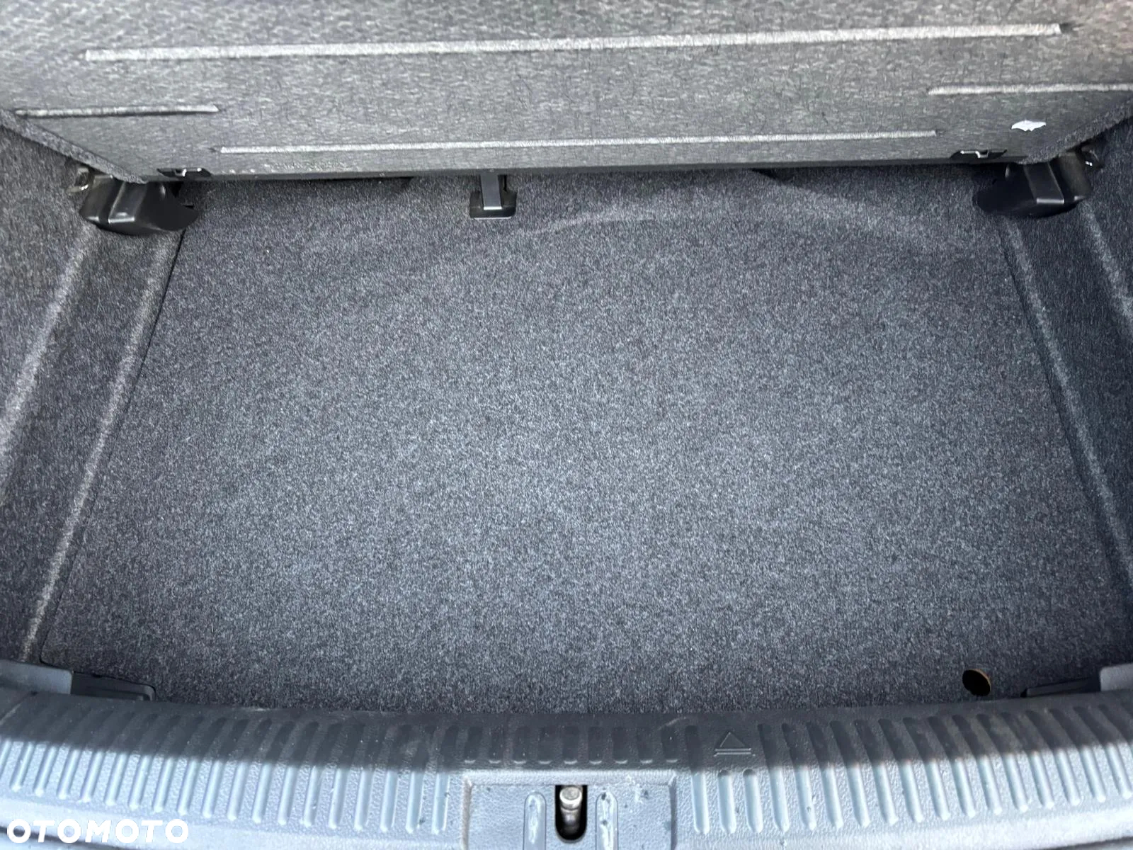 Volkswagen Polo 1.2 TSI (Blue Motion Technology) Highline - 39