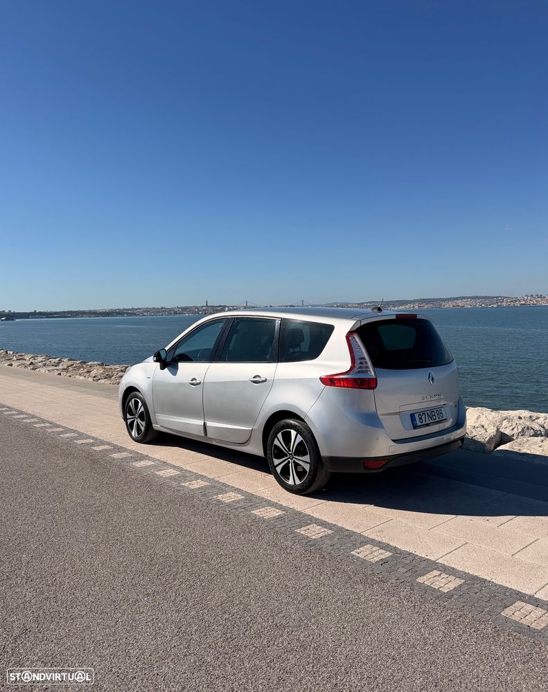 Renault Grand Scénic - 12