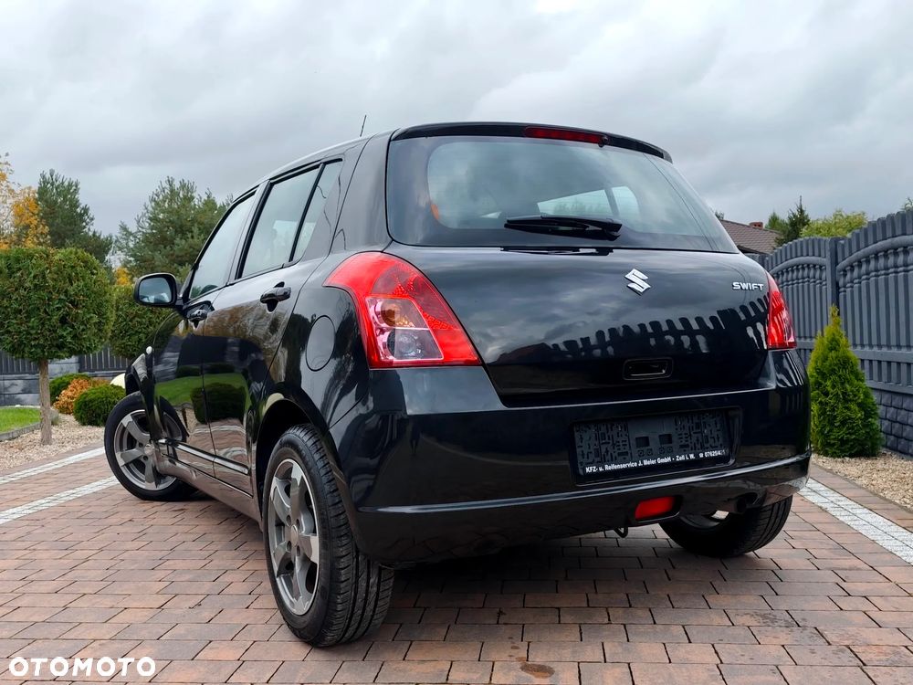 Suzuki Swift - 10
