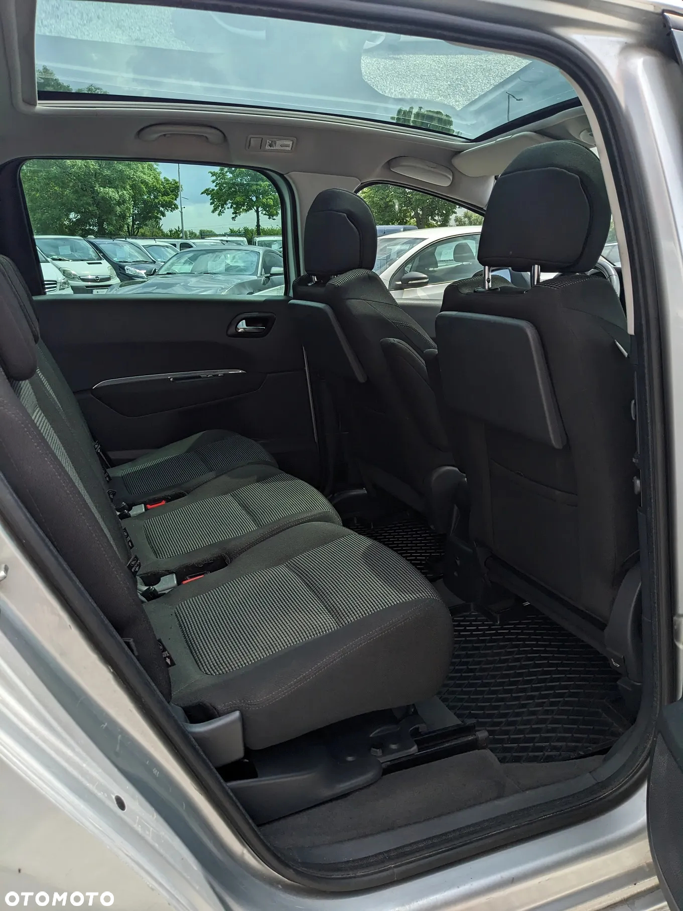 Peugeot 5008 1.6 HDi Premium - 10