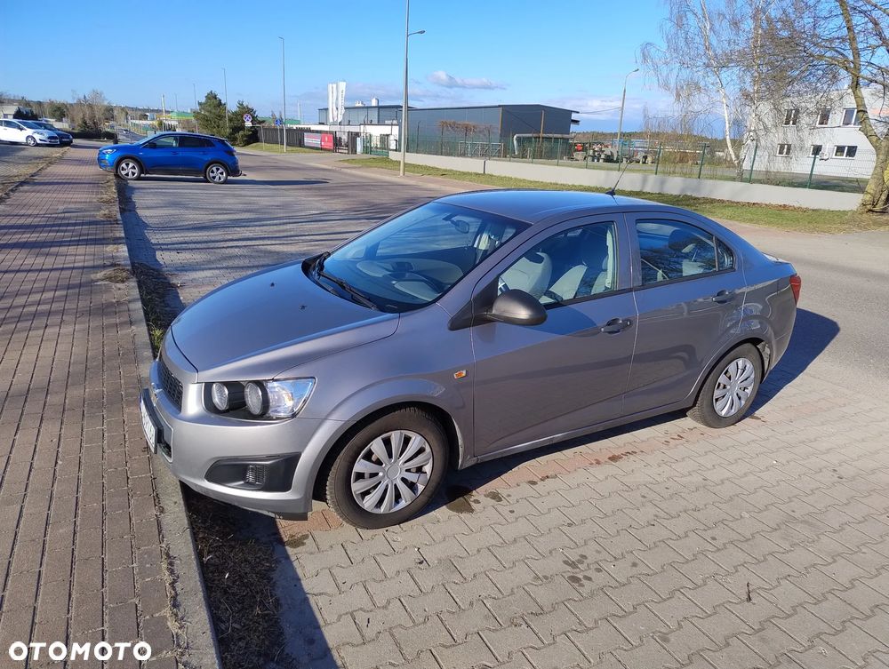 Chevrolet Aveo 1.2 LS - 9