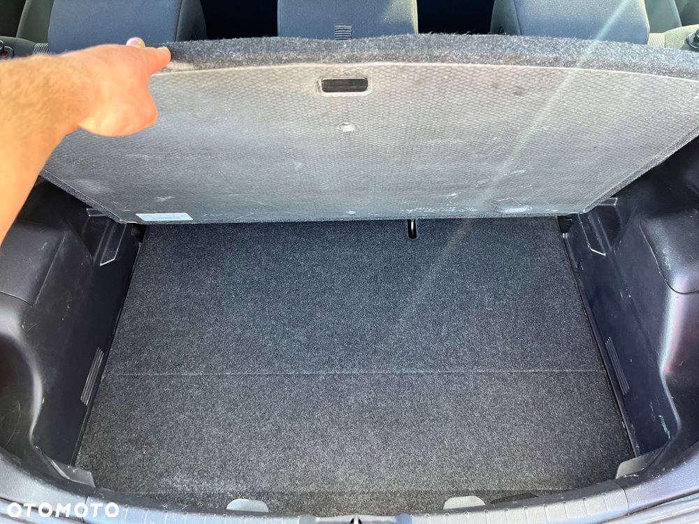 Toyota Yaris 1.0 Premium EU6 - 17