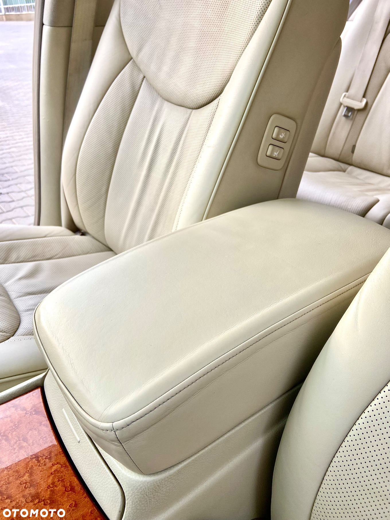 Lexus LS 430 Prezydent - 34