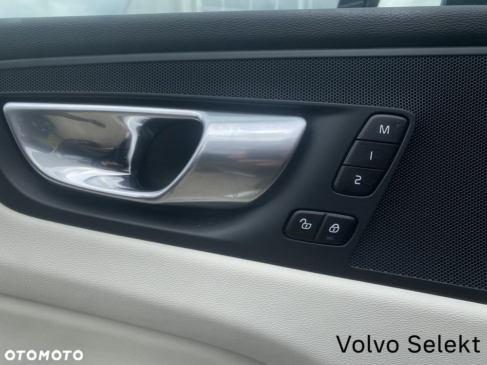 Volvo XC 60 - 14