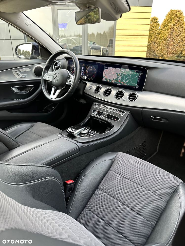 Mercedes-Benz Klasa E 220 d 9G-TRONIC Avantgarde - 17