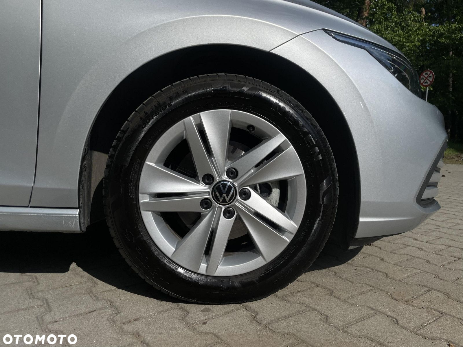 Volkswagen Golf VIII 2.0 TDI Life - 20