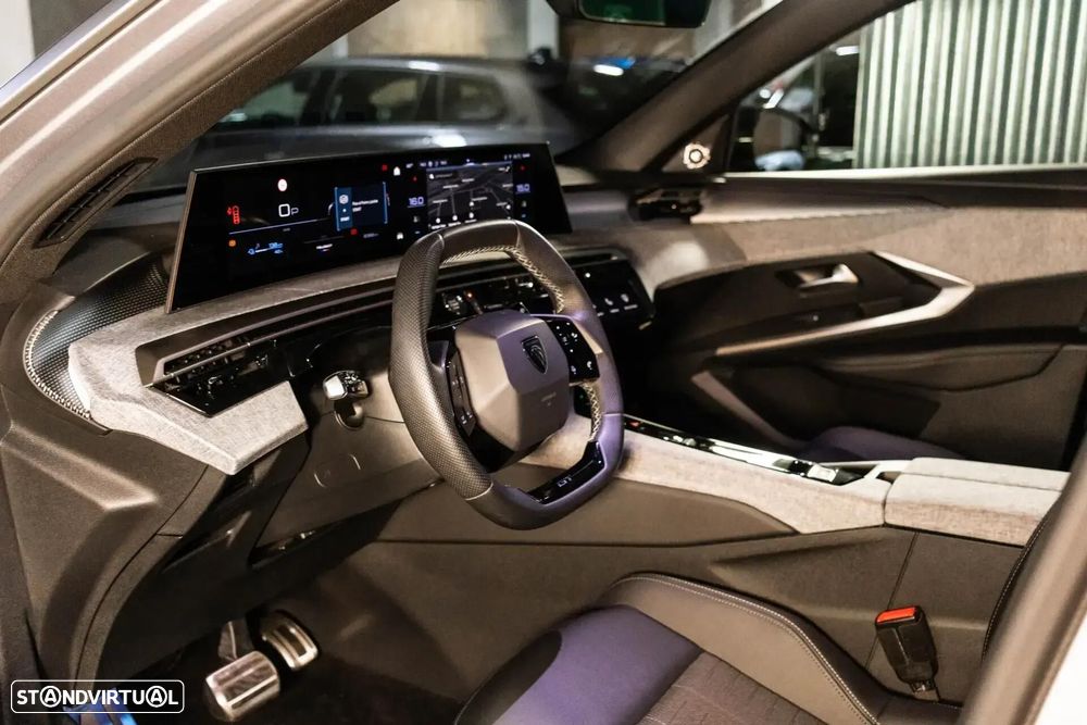 Peugeot E-5008 73 kWh GT - 37