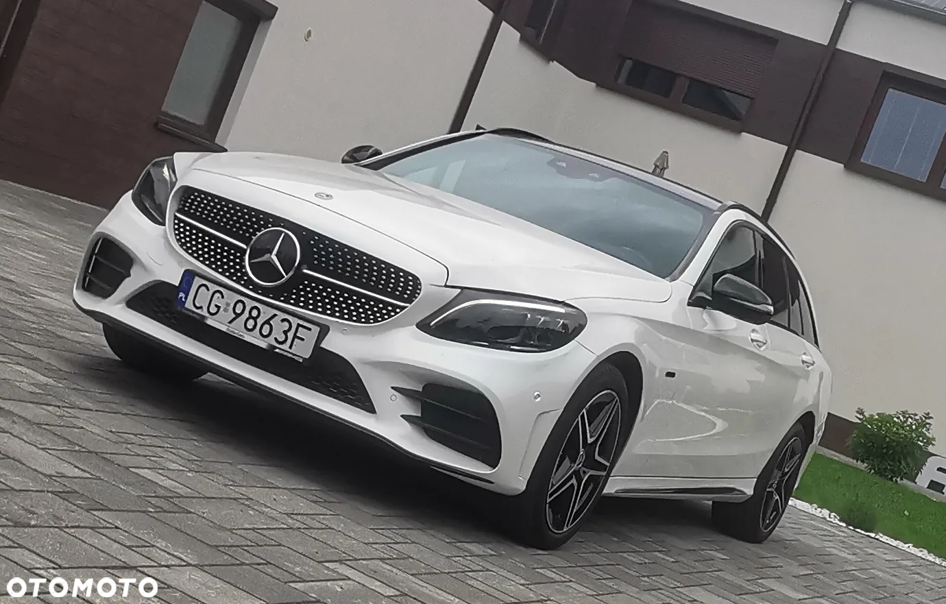 Mercedes-Benz Klasa C 300 de 9G-TRONIC - 2