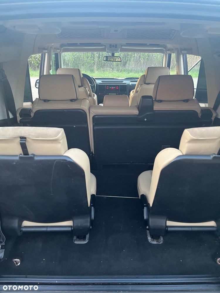 Land Rover Discovery - 17