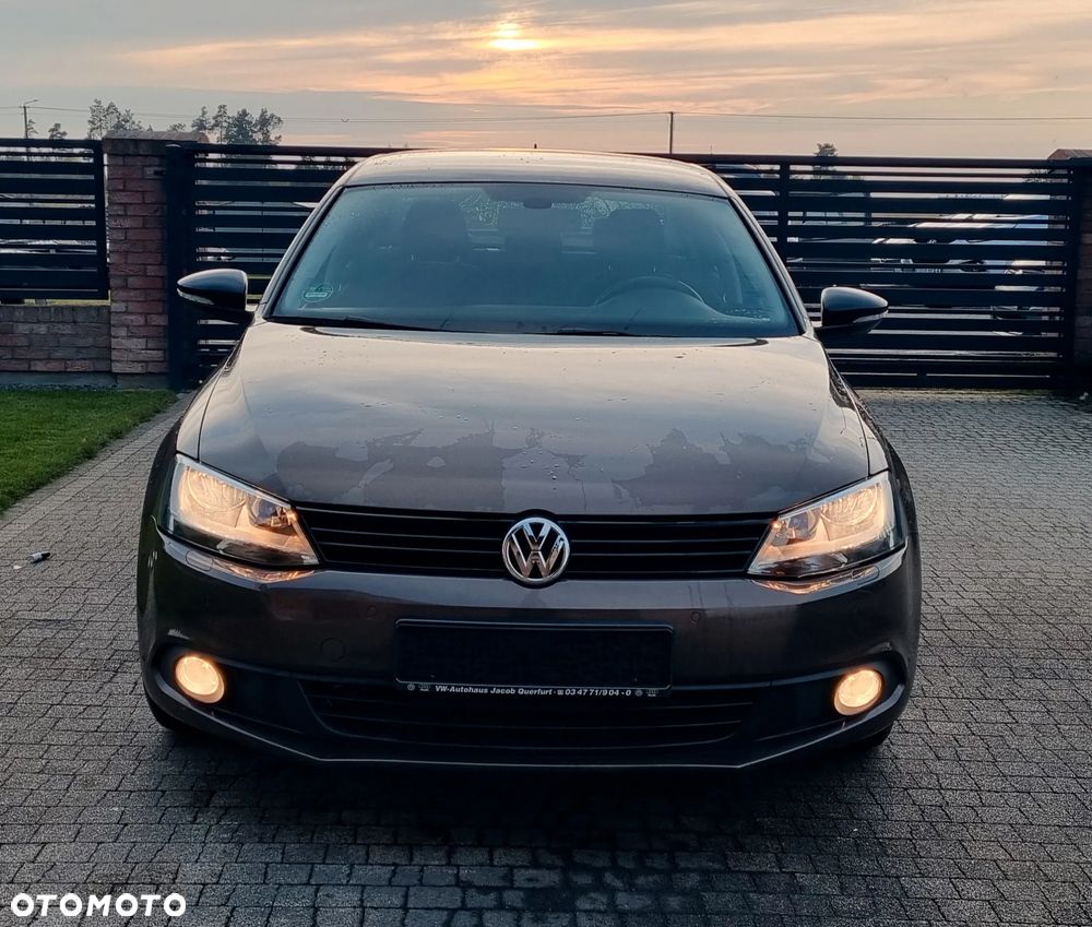 Volkswagen Jetta 2013 photo 2