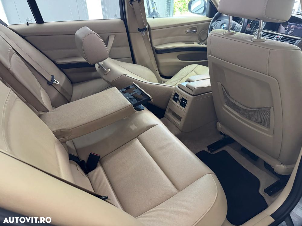 BMW 3 Series 2010 — imagine 5