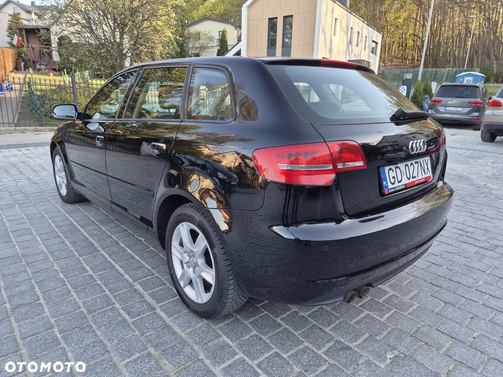 Audi A3 Sportback 1.4 TFSI Attraction - 3