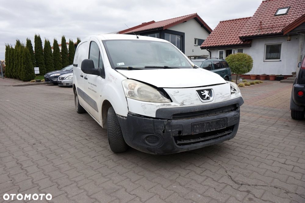 PEUGEOT PARTNER III B9 2010 EWPA 1.6 HDI DV6BTED4 75KM 20DP48 BIAŁY na części - 7