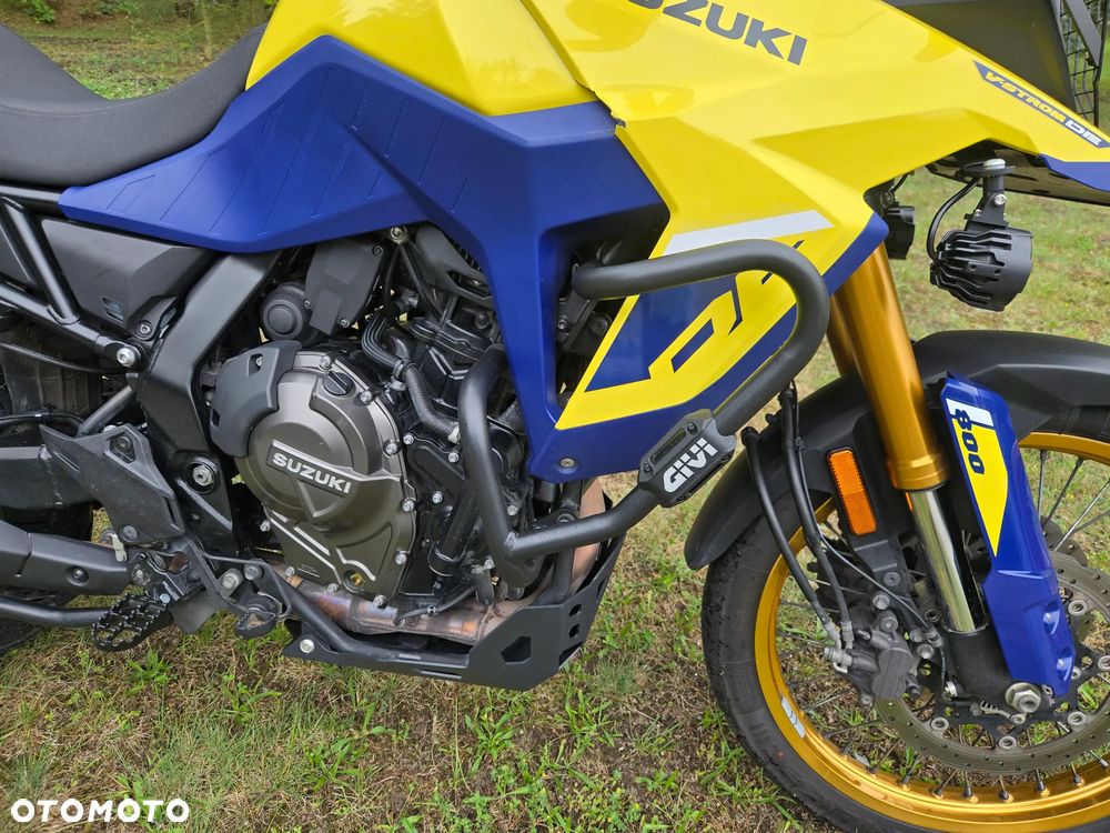 Suzuki DL - 22