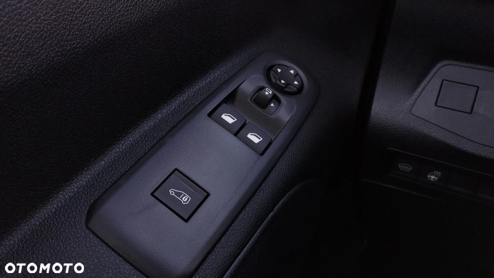 Opel Combo Cargo - 28