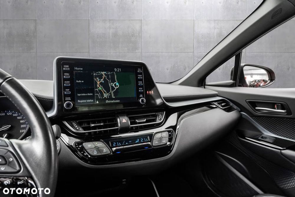 Toyota C-HR Lounge - 13