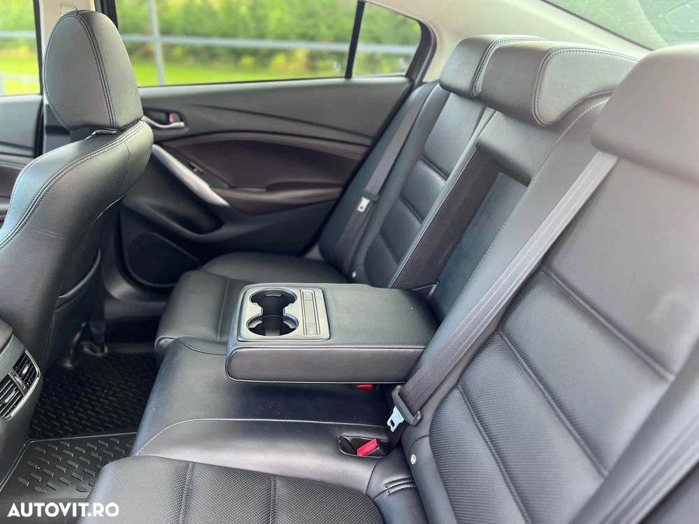 Mazda 6 CD175 AT Revolution Top - 10