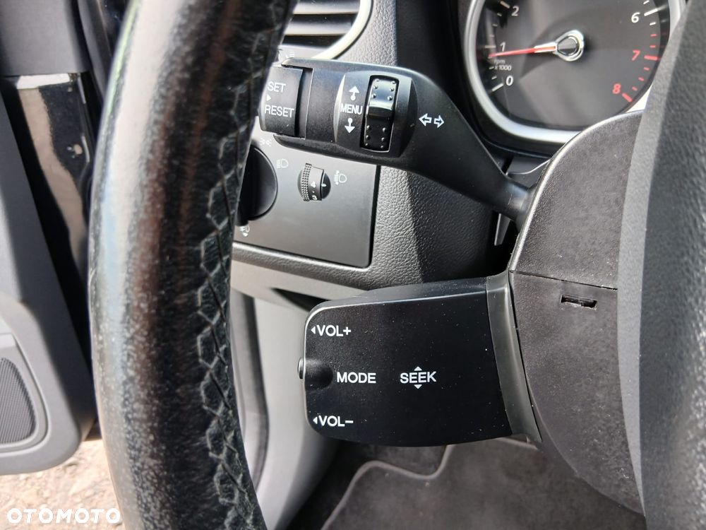 Ford Focus 1.6 16V Ambiente - 22